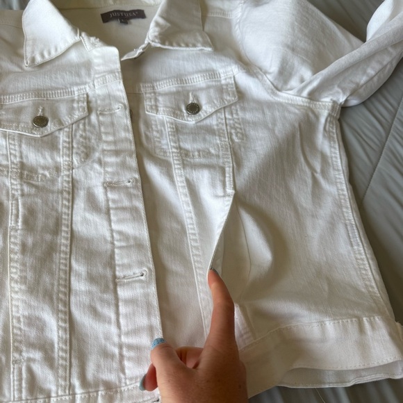 Just USA White Jean Jacket Silver Buttons - Picture 6 of 12